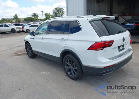 2022 Volkswagen Tiguan 2.0T Se из США, поврежденный, VIN 3VV2B7AX8NM034006